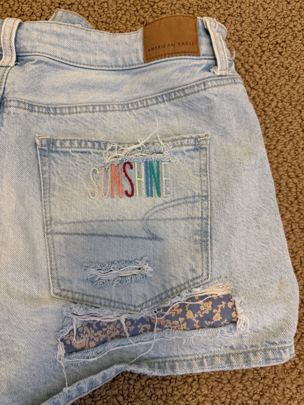 American Eagle Outfitters Light Wash Distressed Denim Shorts - Picture 3 of 3